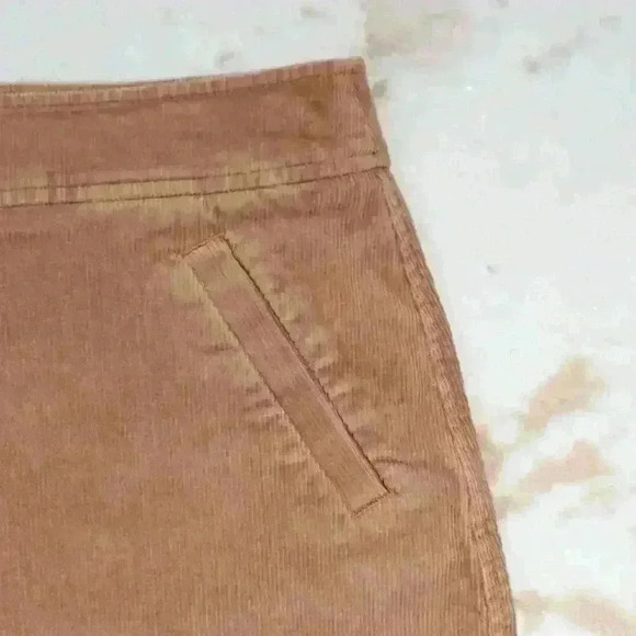 LOFT Brown Corduroy Zip Up Mini Pencil Skirt Boho Western Cowgirl Women Size 8 - Picture 2 of 9